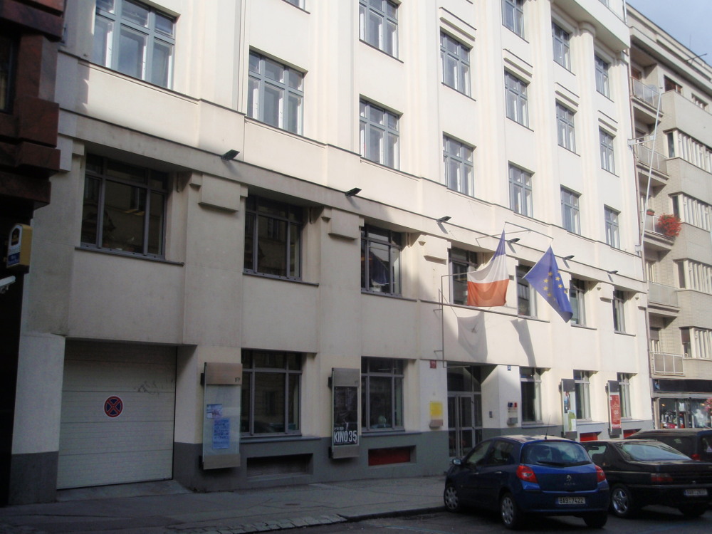 Frinstbudova